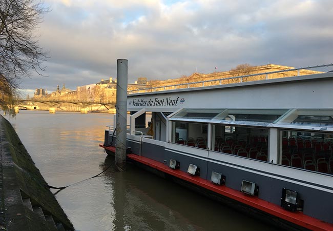 Covering péniche Vedettes du Pont Neuf