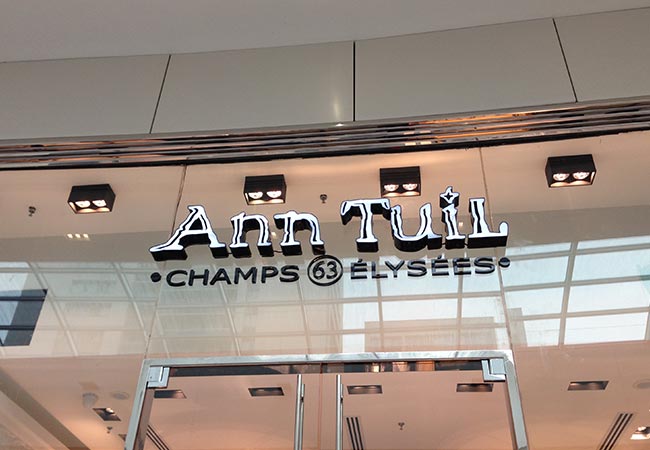 Création d'enseignes et signalétiques 95